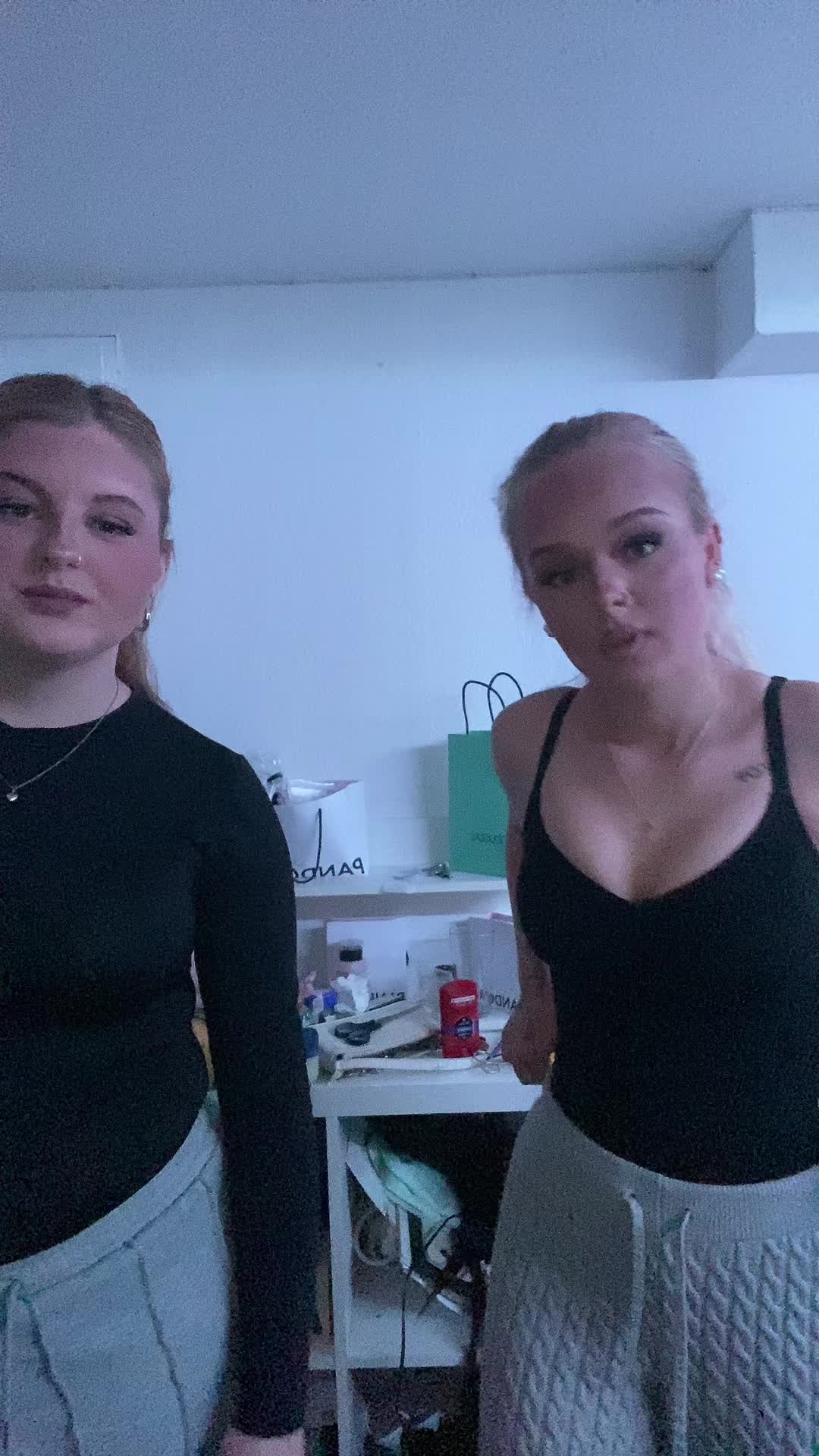 @itscelina_offical