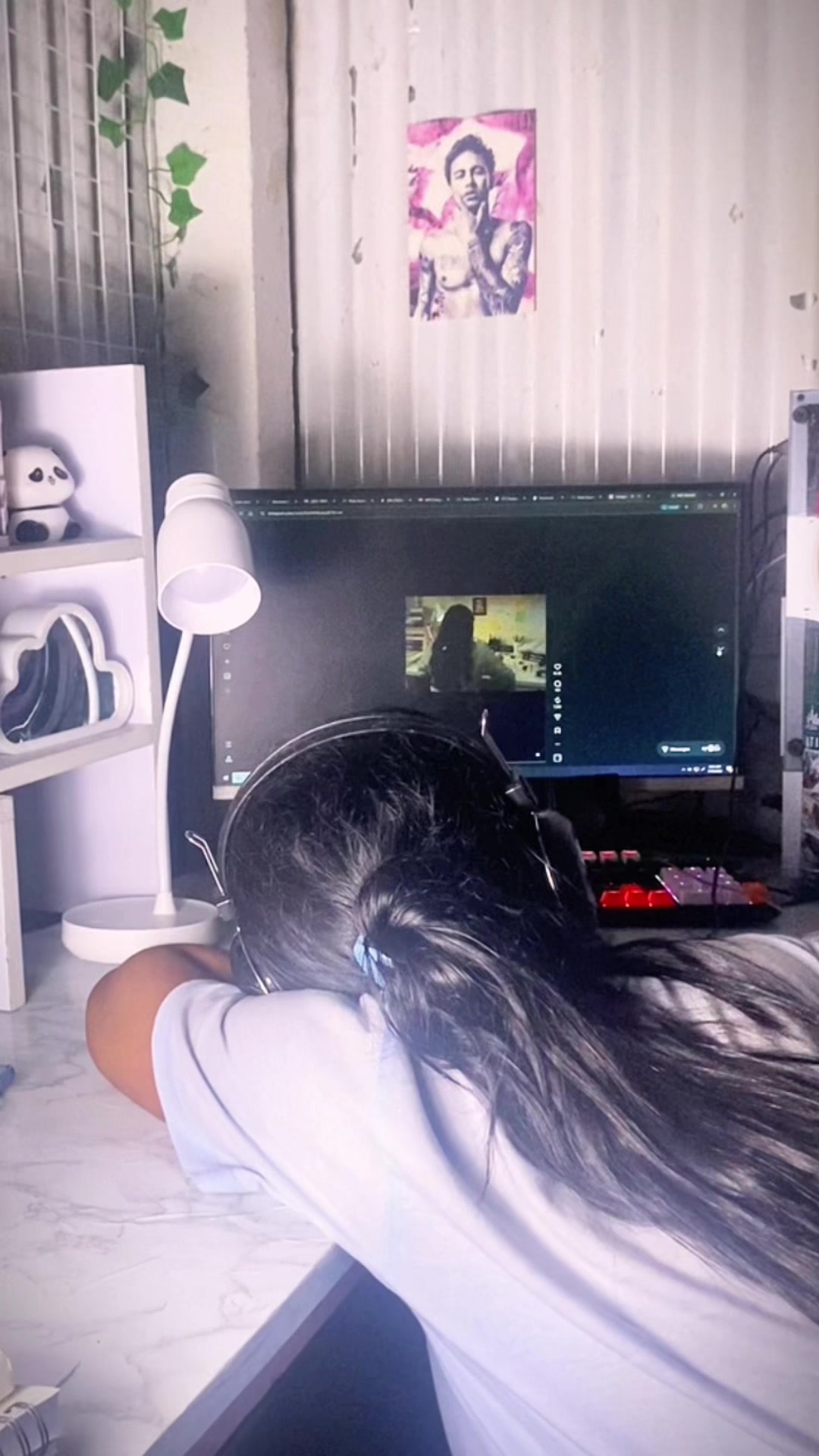 @đArtistic_Tithi đđ¨