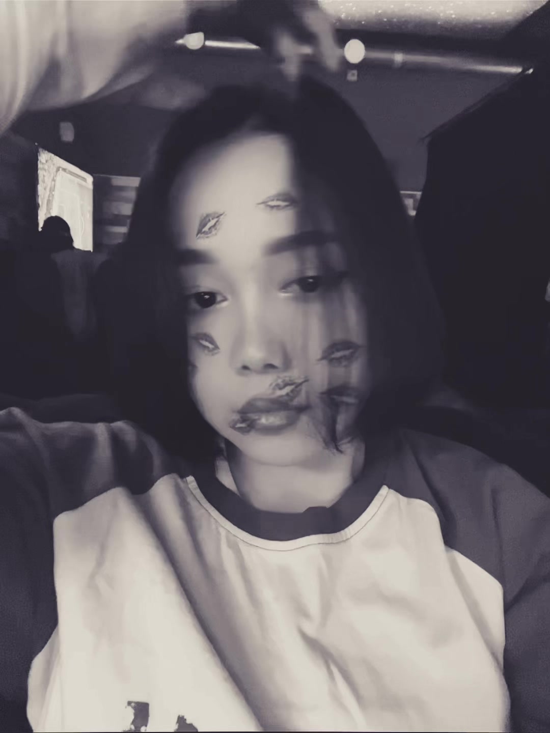 @ٖникому не
