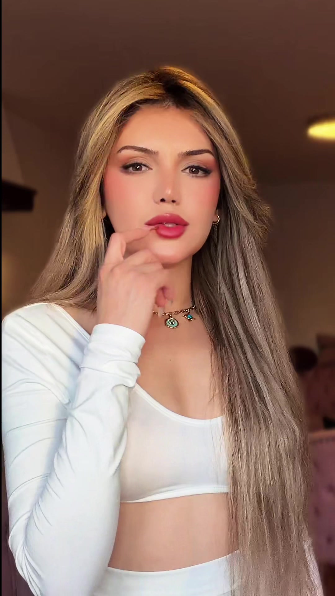 @naz__fashion