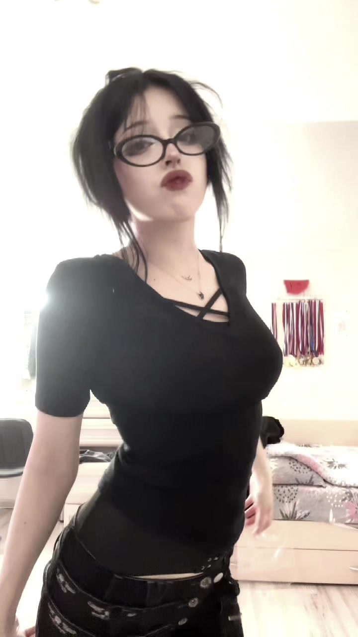 @hikkarska