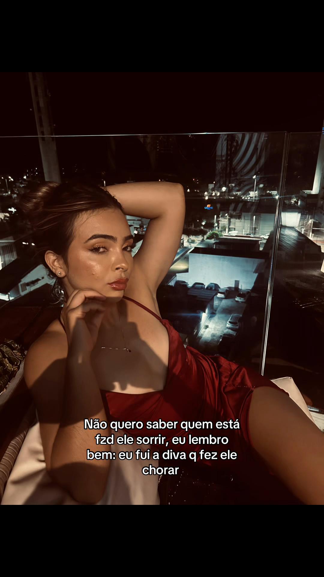 @valesca_nayane