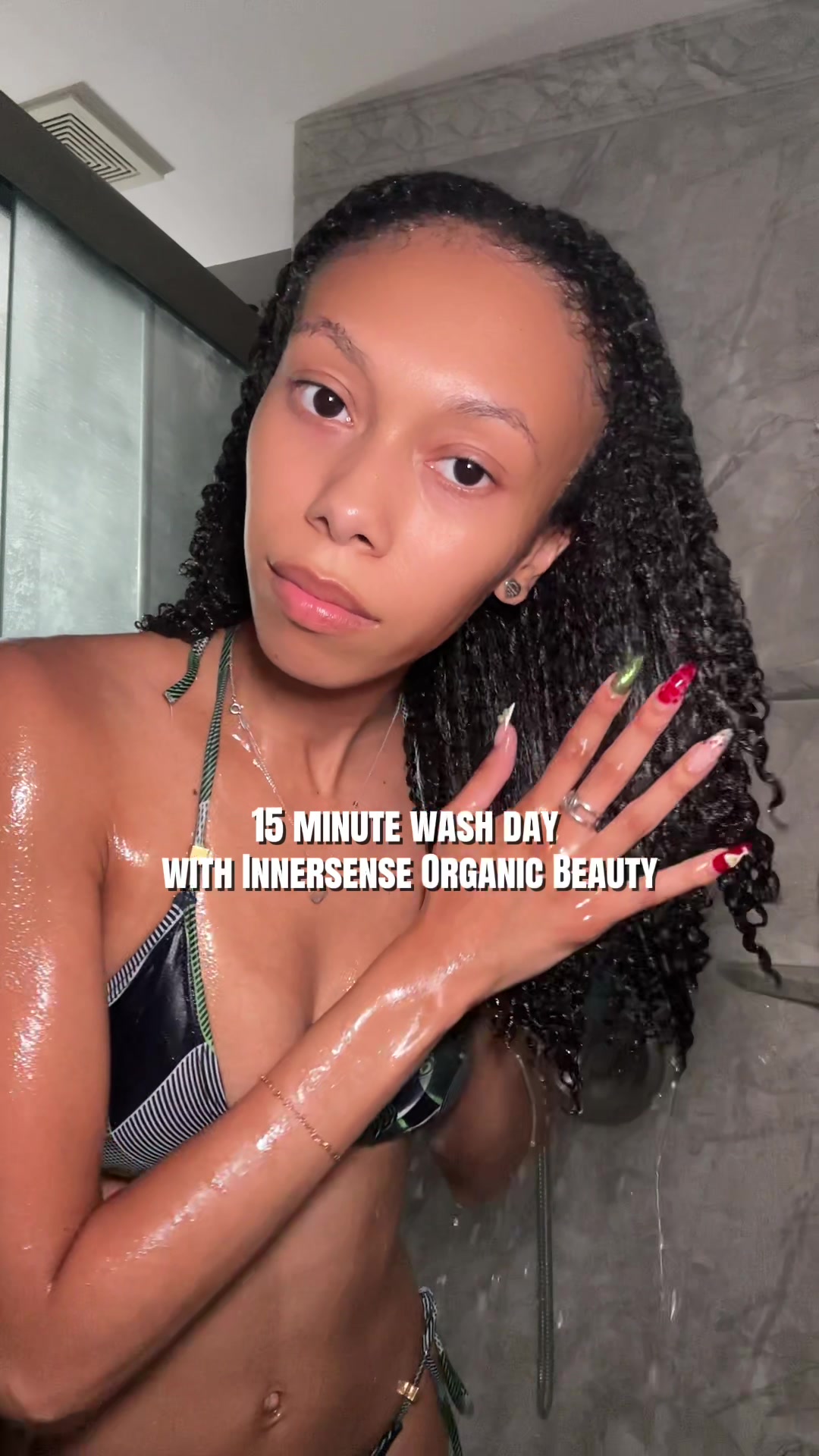 @AYSIA NICOLE