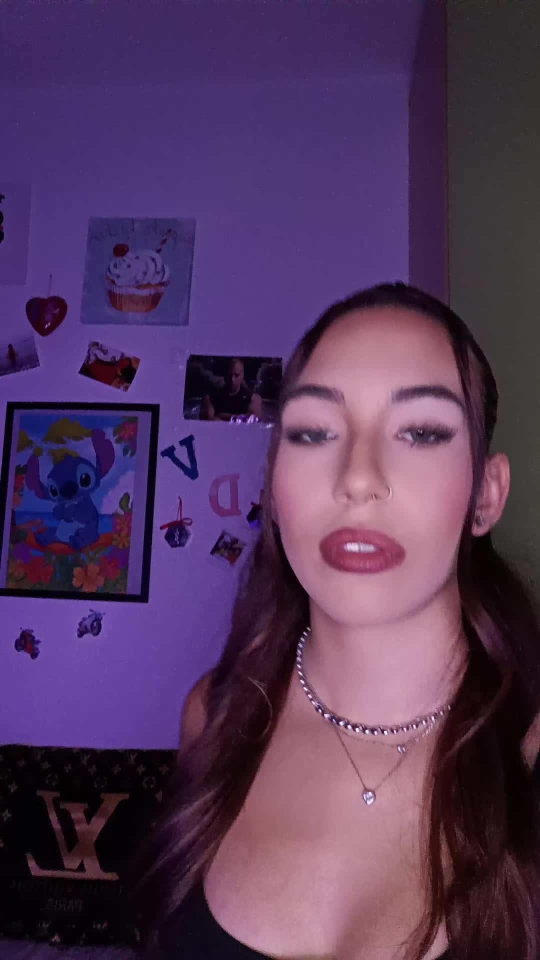 @👸🏻