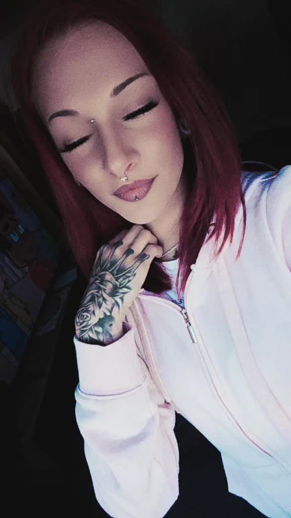 @_valkyrie.mama_