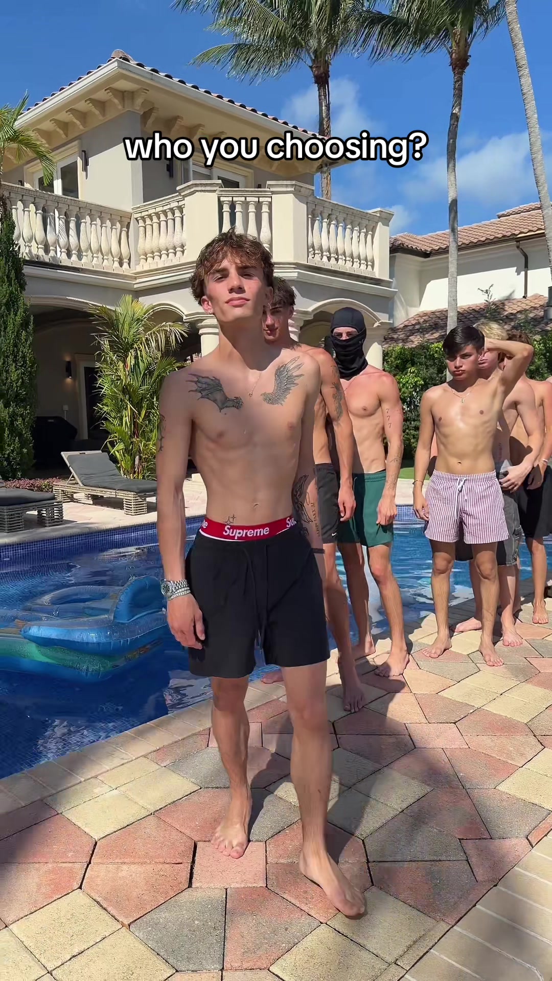 @thepophousex