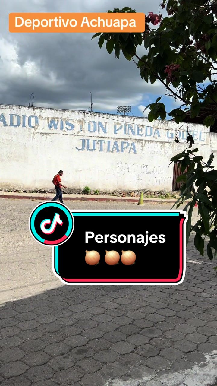 @Byron de León