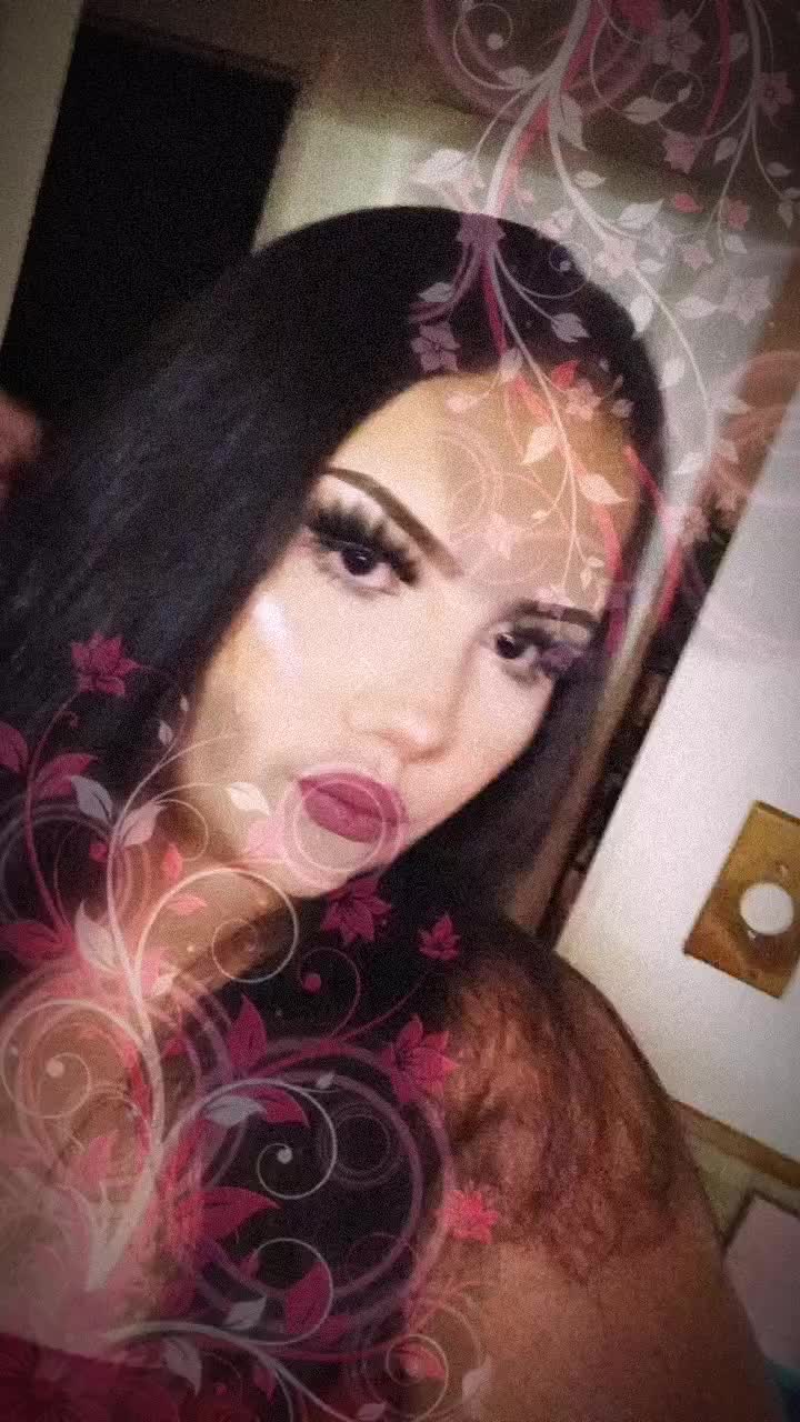 @22.3selena
