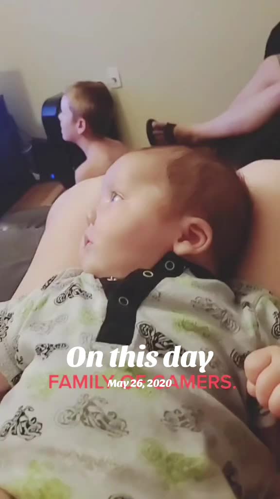 @MOMTASTIC 💋