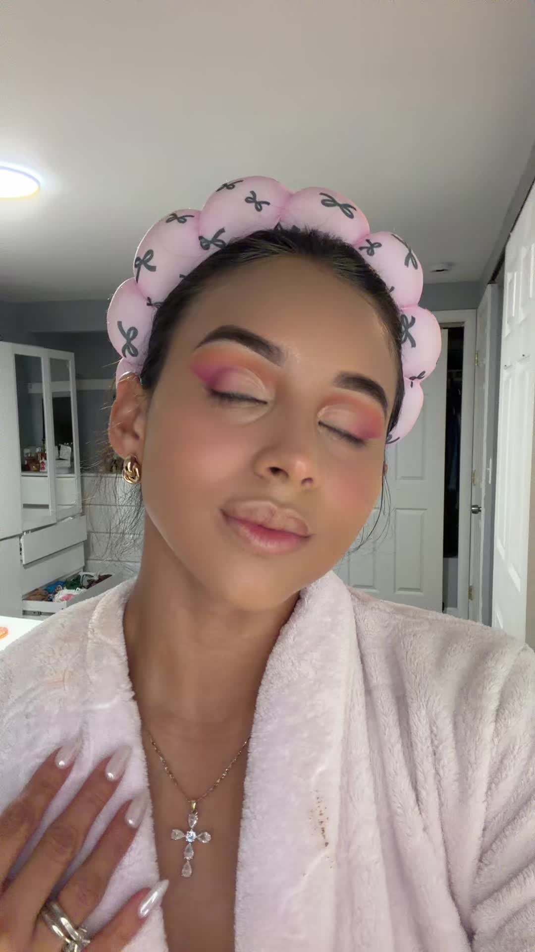 @FAVIANA.