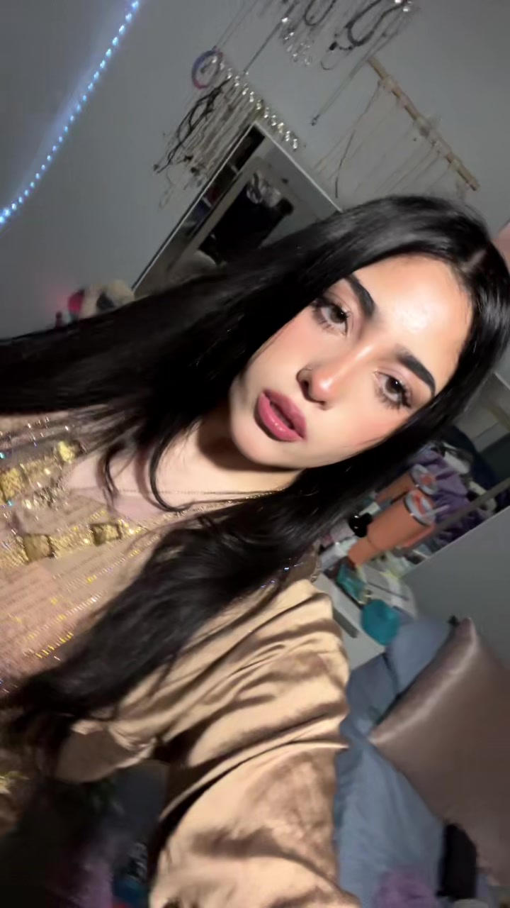 @Helannn