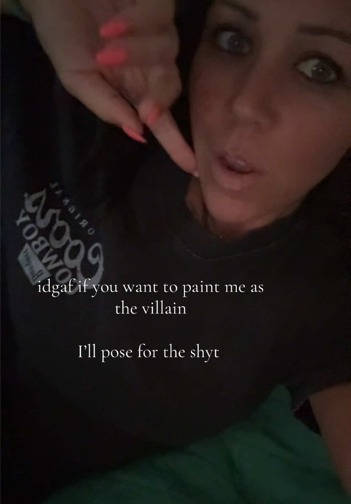 @Nicole🖤