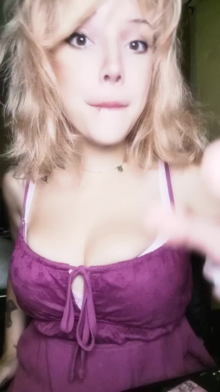 @Pog Bunny 💋