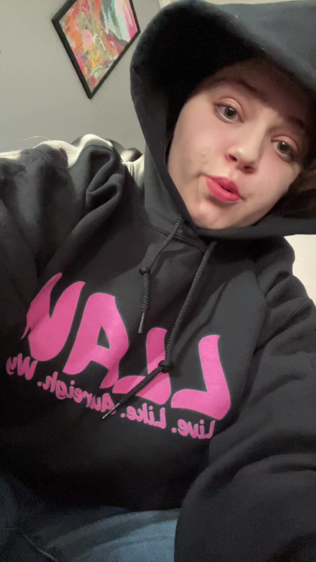 @Ella_and_nobody1