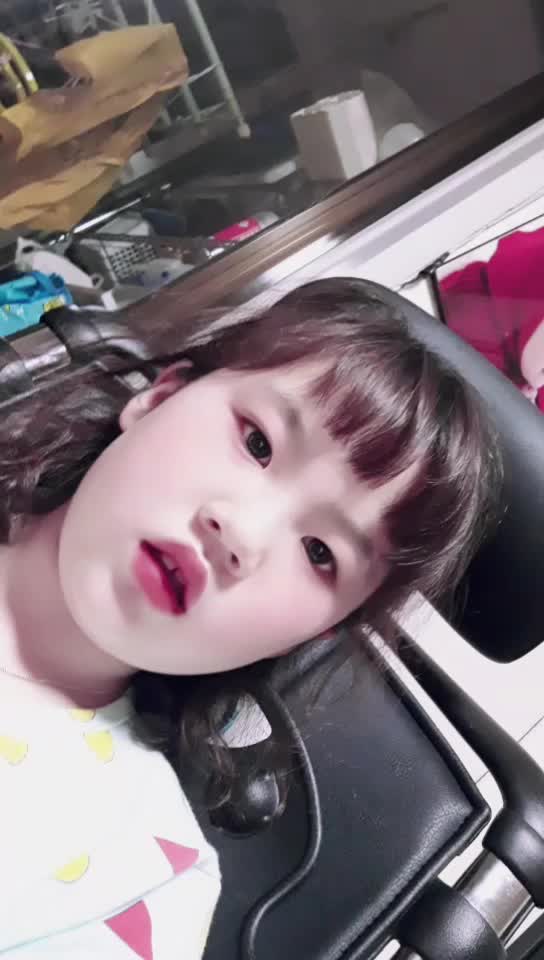 @ํ๋ ๋ฒํฐ๐ฏ์๋์ค ํ์ง