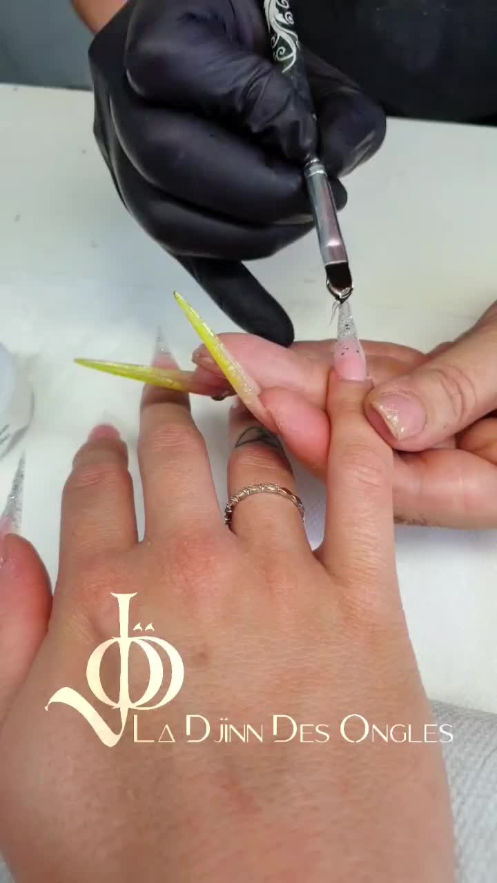 @La Djinn Des Ongles
