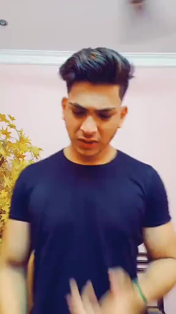 @hug_me_iam_arbaazian