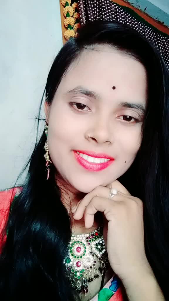 @Lovely Lipi791