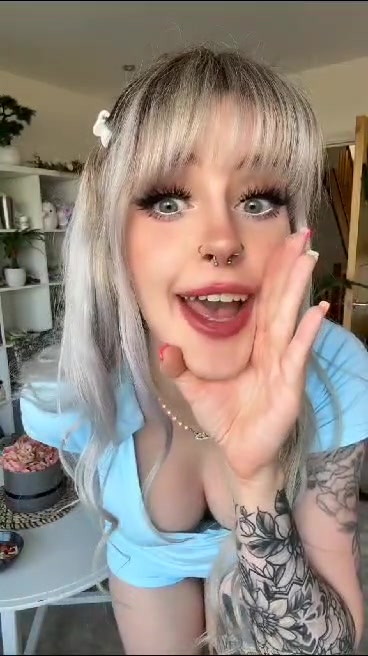 @&hearts;️ Phoebe &hearts;️