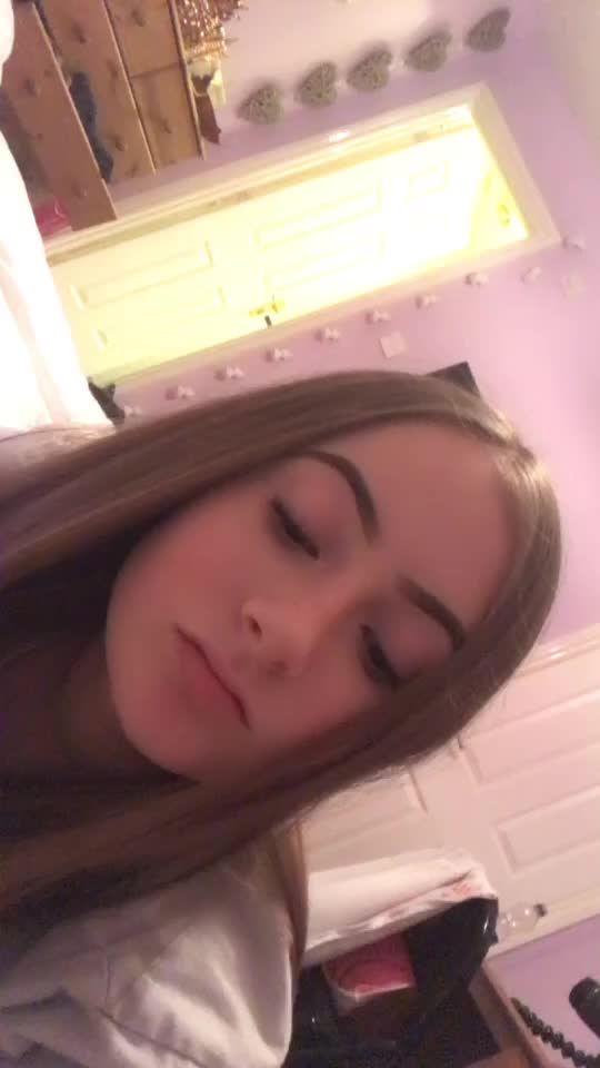@Kristen Scott{69K}