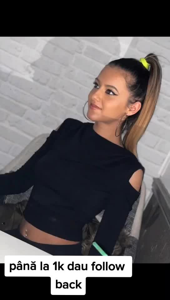 @Andreeacb