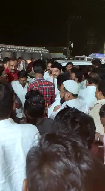 @धनंजय मुंडे कट्टर सम