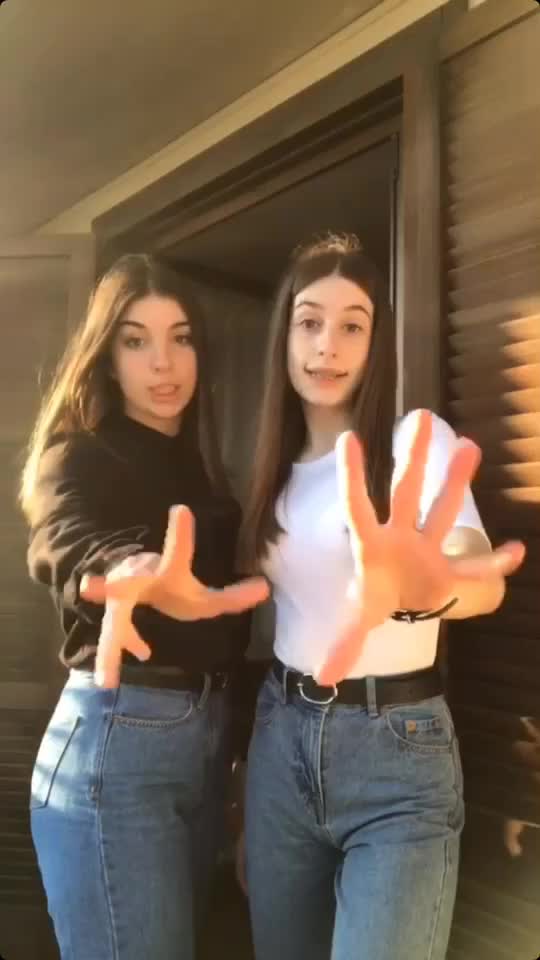 @ᏙᎥttorᎥa & Ꭺnna💜
