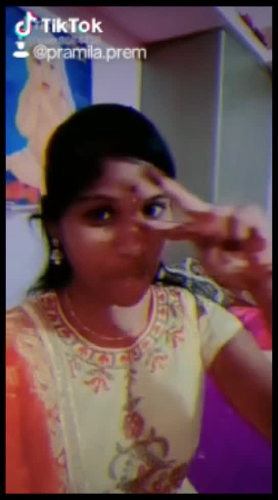 @😍Niharika😍