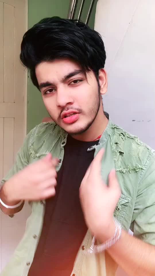 @RAHUL PADHIYAR 😎🔥