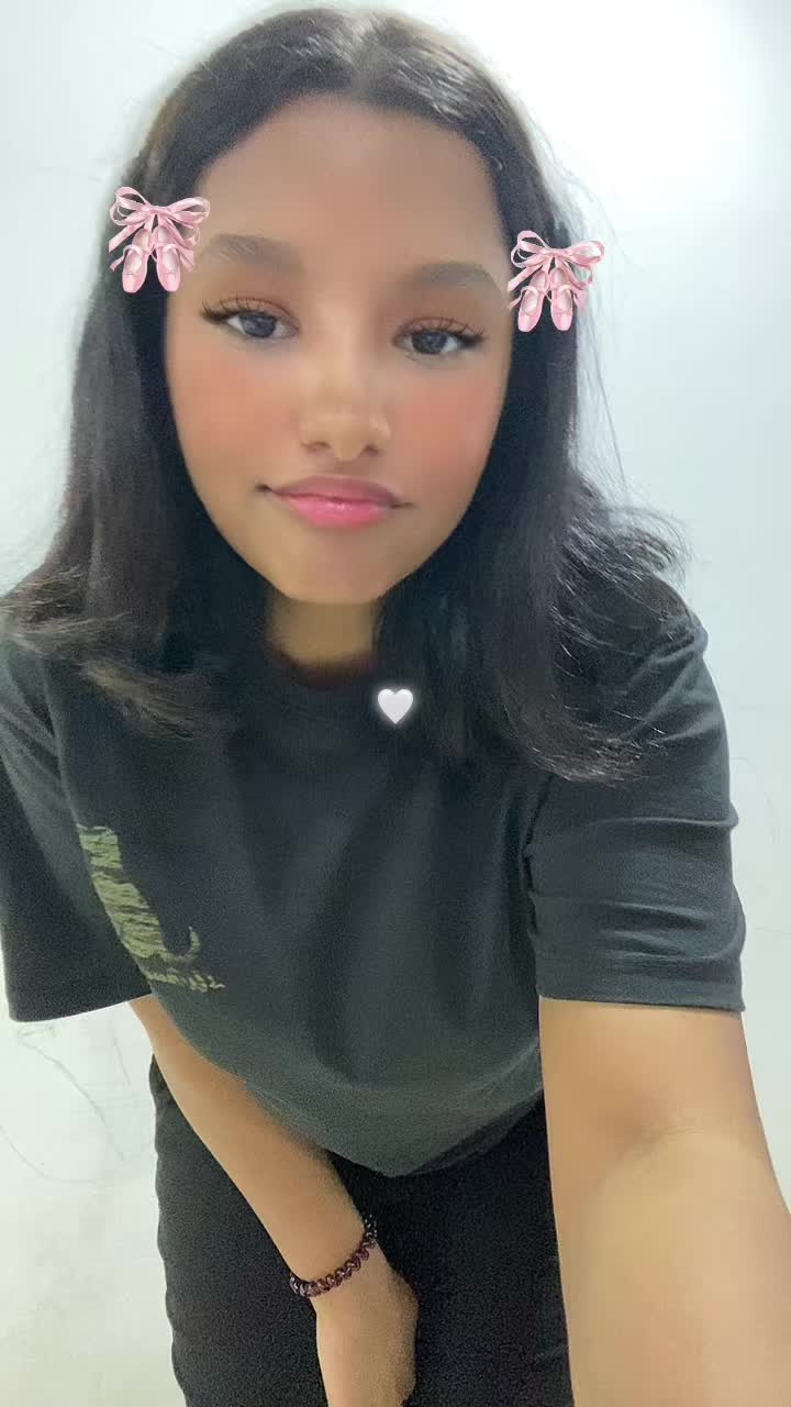 @julia_🍓✨