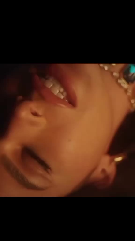 @Bruna marquezine
