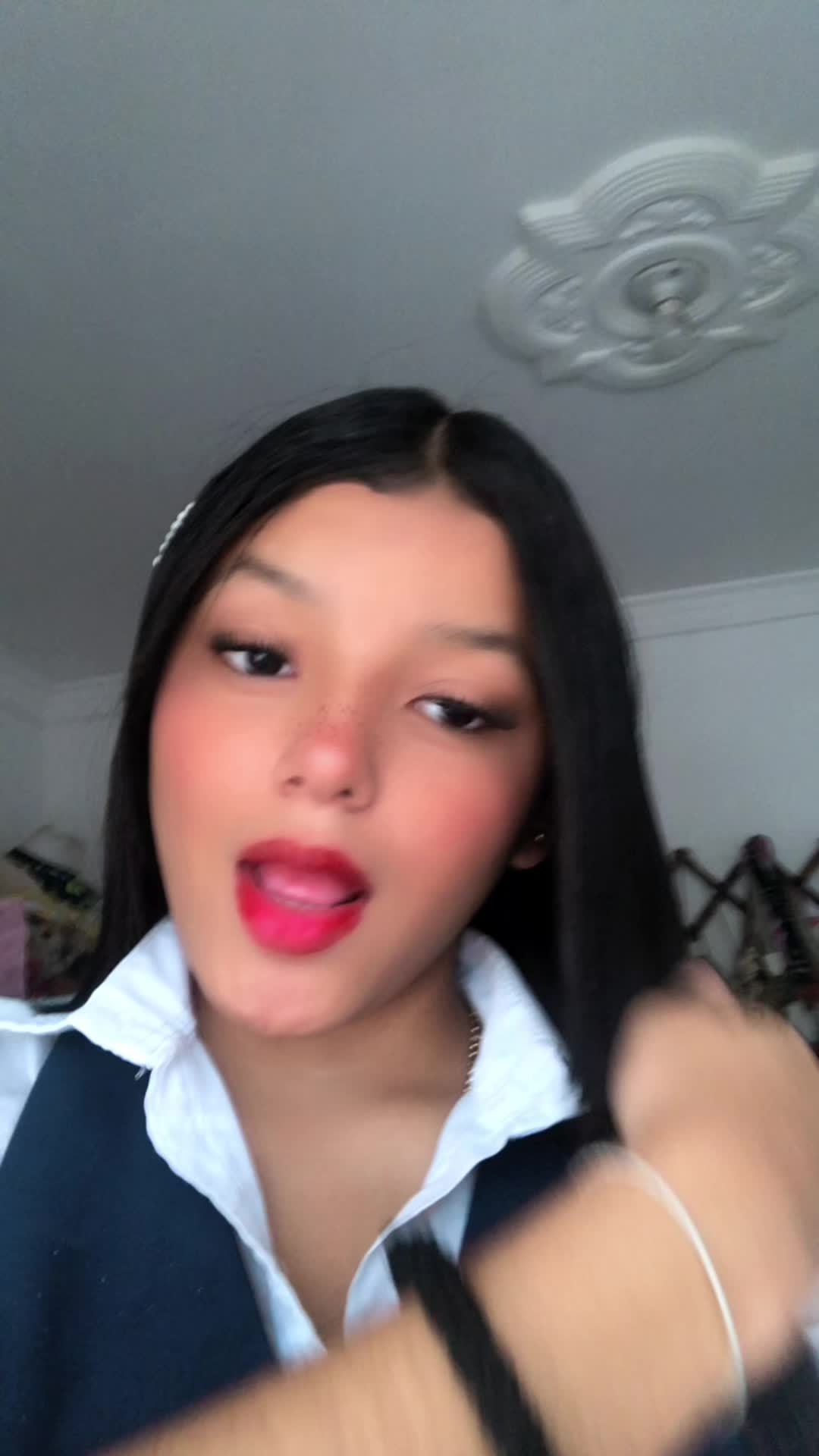 @user99694381177