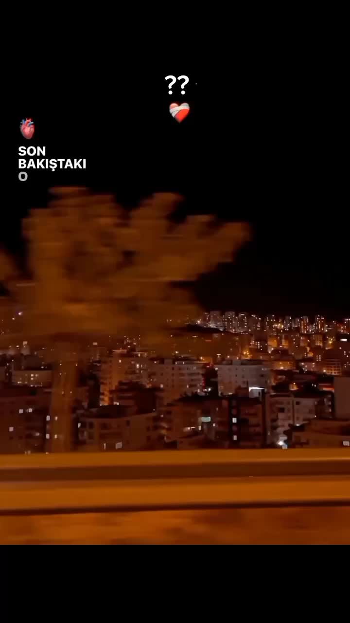 @??