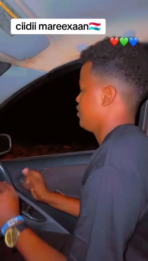@BURGOOSOLE🇸🇴