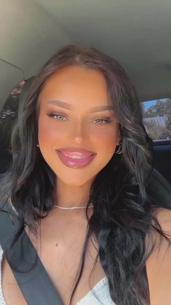 @Dona_Hoxhaa
