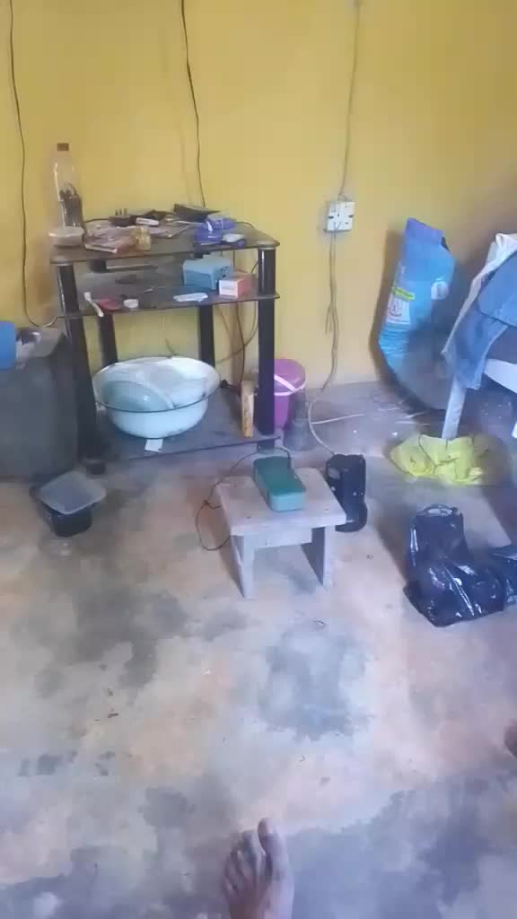 @Adewoleeri