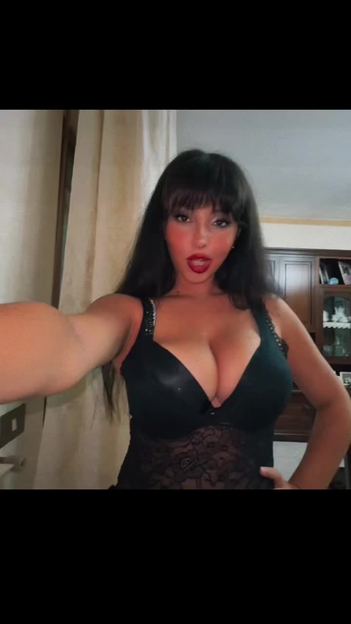 @Big__eyes 🍒