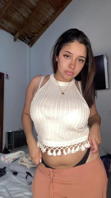 @Little Estef