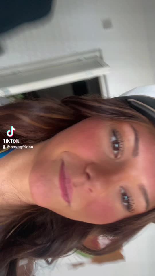 @Fridaaaa
