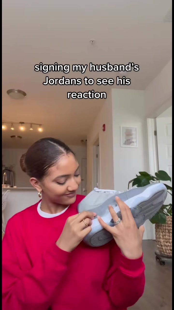 @sneakersundaii