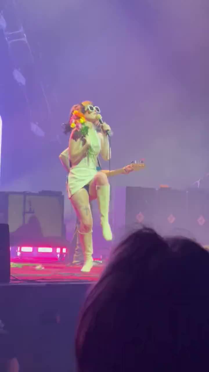 @live paramore videos
