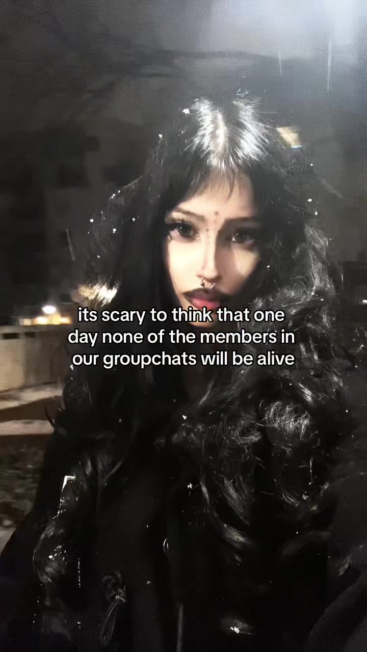 @nora valeria