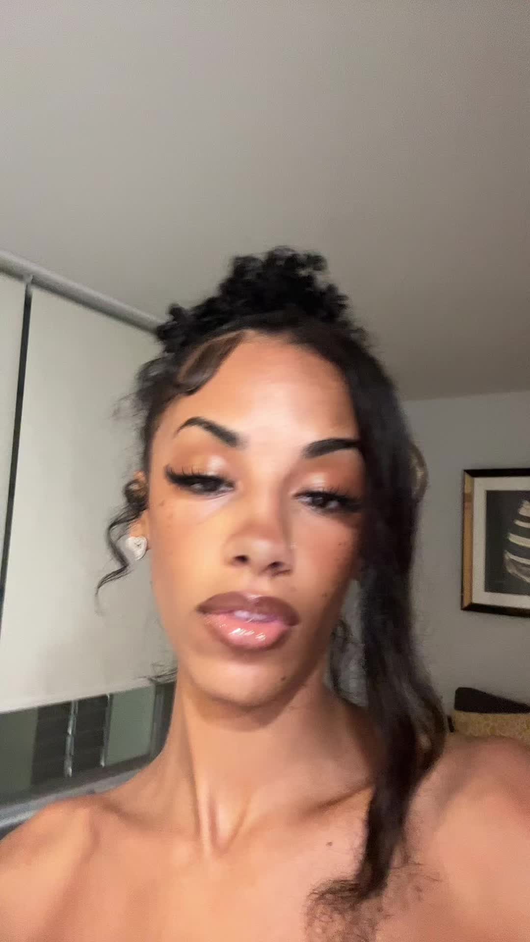 @Queennnkay