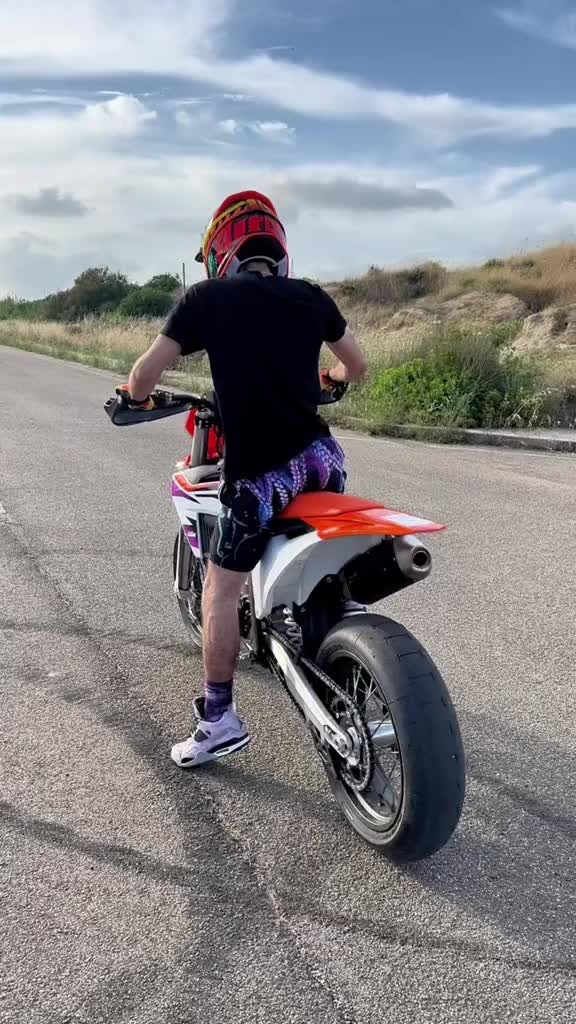 @MOTO CROSS🇨🇵
