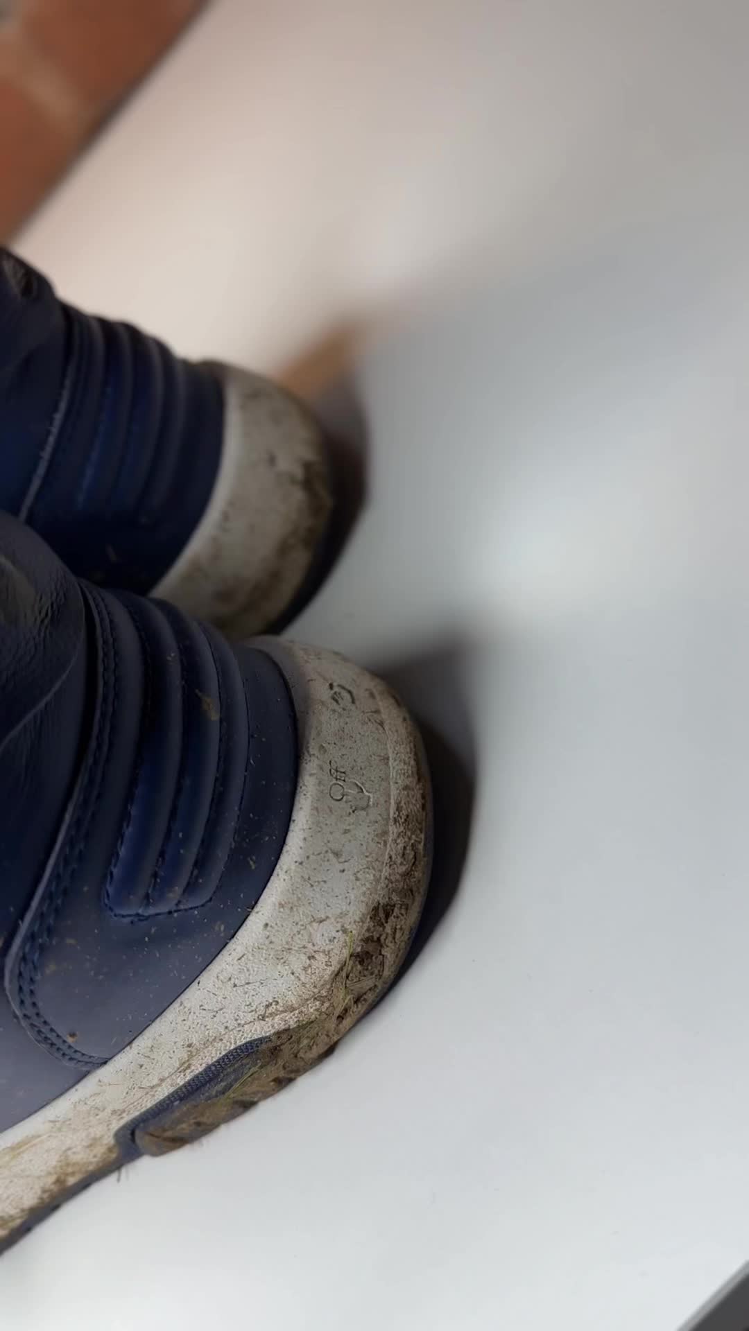 @Step Clean👟🧽