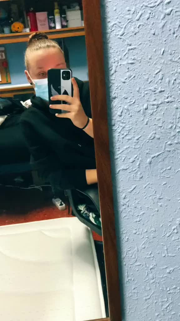 @Daariiaa