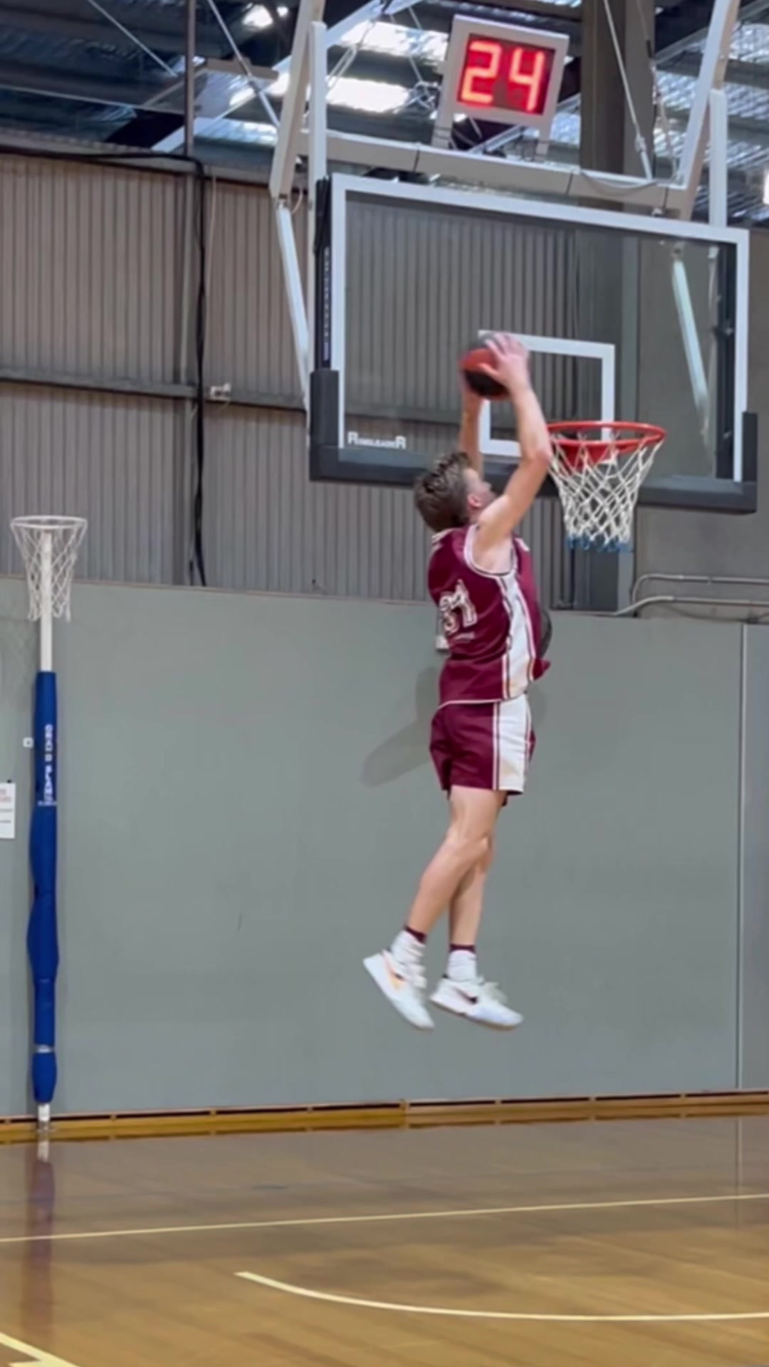 @AET HOOPS