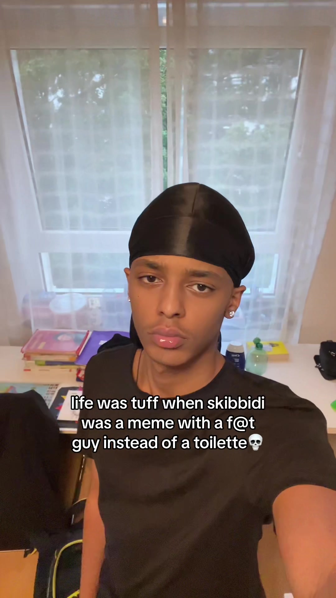 @👤
