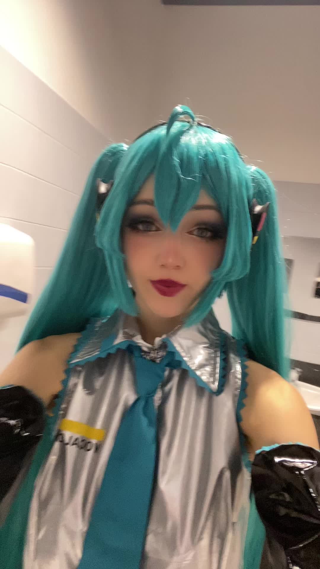 @ellie ⊹ ˖ Ი𐑼