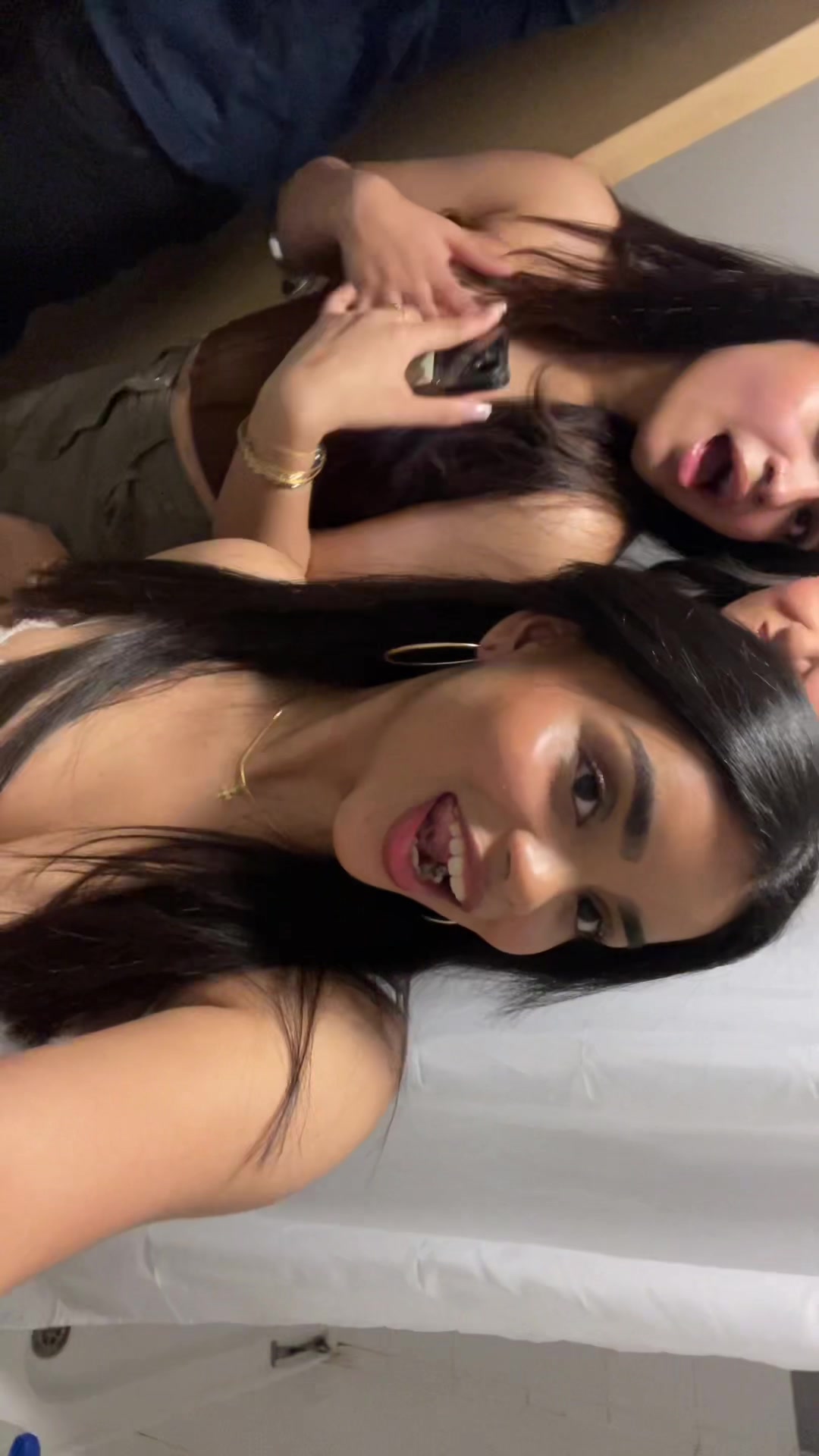 @Dayona J